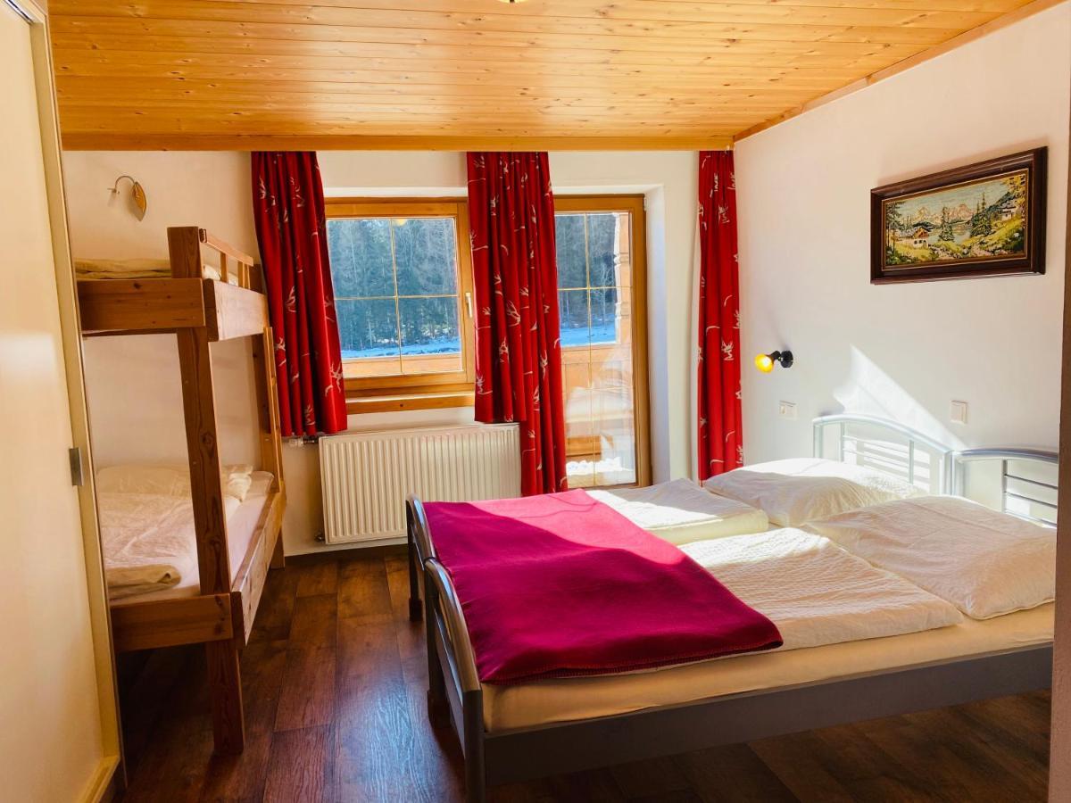 Pension Leamhof Hopfgarten im Brixental Luaran gambar